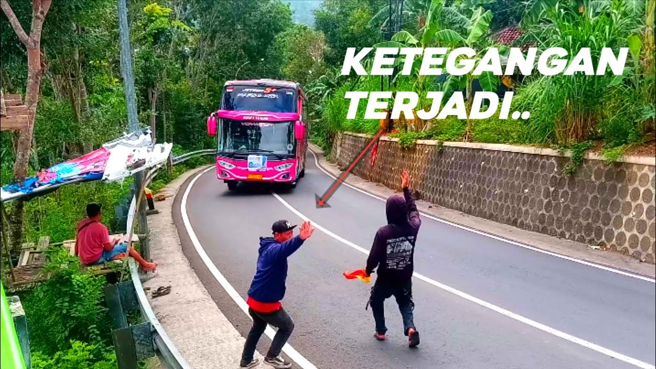Ketegangan terjadi saat Bus Hampir Ketenggak di Tanjakan ini