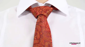 Wie macht man einen Knoten in einer Krawatte?