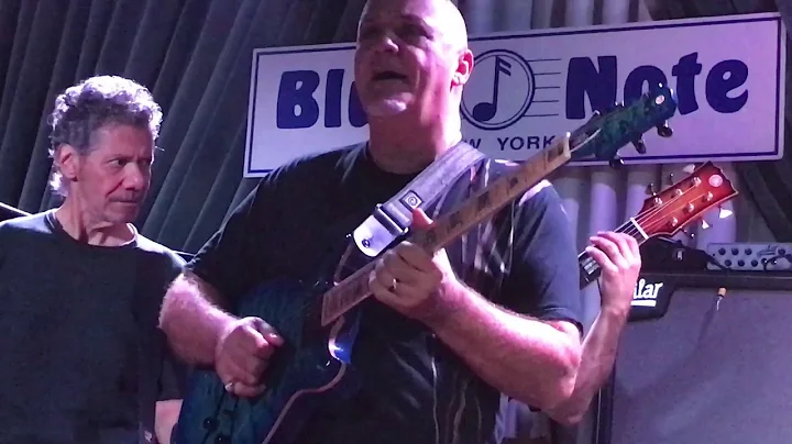 Chick Corea Elektric Band - Frank Gambale solo