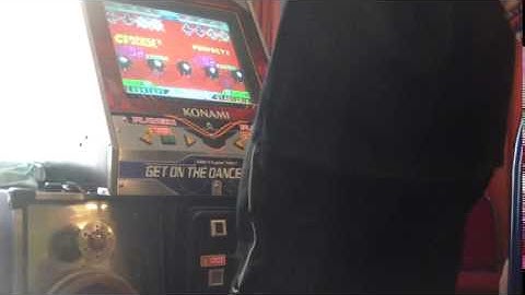 DDR Storm XIV - Chubaka vs. Dark Xuxa - Drop Out