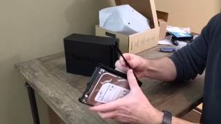 Install a hard drive into the Synology DS216  in 30 Seconds