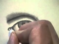 Yasmin Khayyat رسم العين بالرصاص