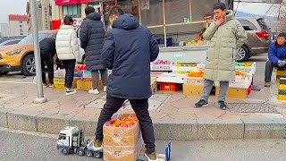 老丁上街了！快遞小哥和便利店老闆都害怕