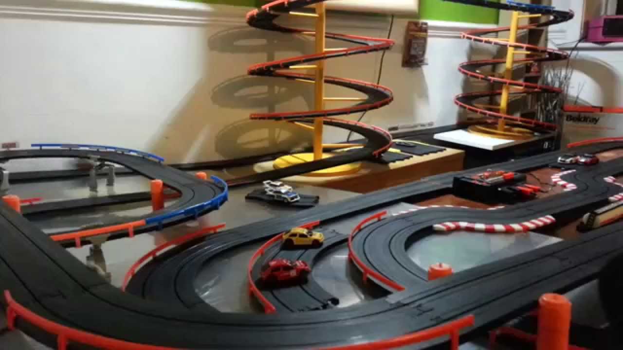 Ho scale slot car racing YouTube