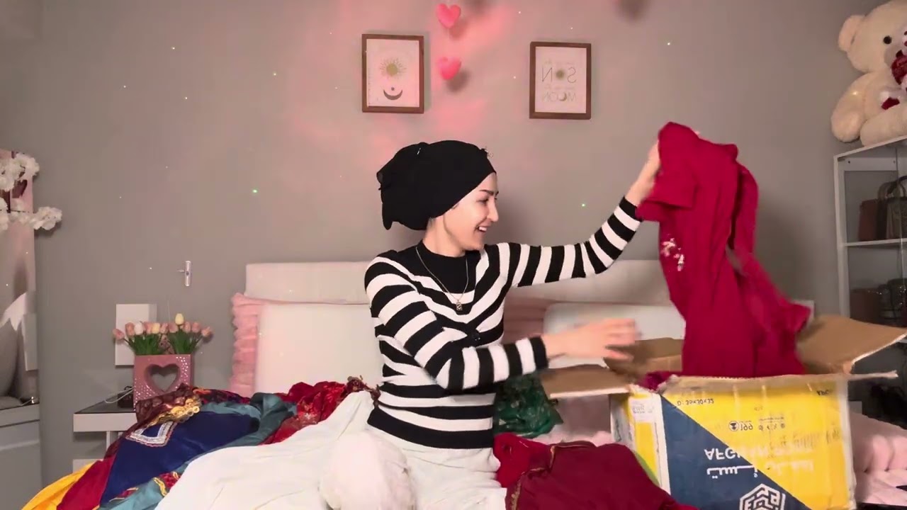 تحفه عیدی از طرف فن جانم از افغانستان به امریکا  لباس های وطنی دست دوزی😍🙏❤️