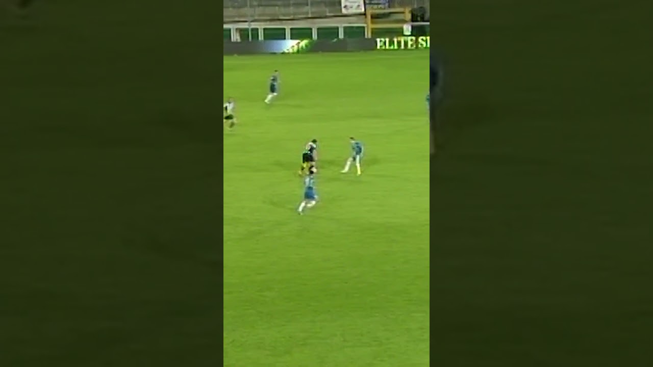 DEL PIERO WITH HIS WEAK FOOT?! 🤯