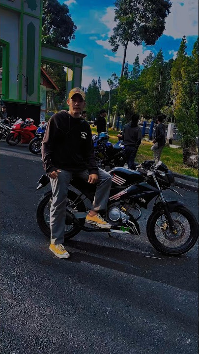 Pakai sound viral tiktok untuk motor vixion keren dan ganteng abis #vixion #modifikasi #motorvixion