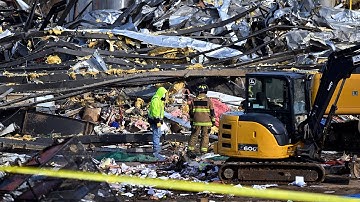 Deadly tornadoes rip across South, Midwest I ABC7