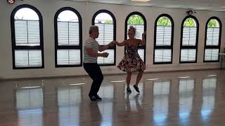 Initiation Lindy Hop avec Karine et François,  Ecole Rock'Caliente