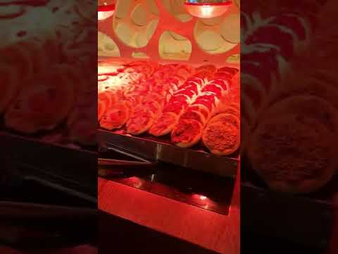 بوفيه إفطار رمضان فاخر/مطعم شيلو /شارع الشيخ زايد بدبي