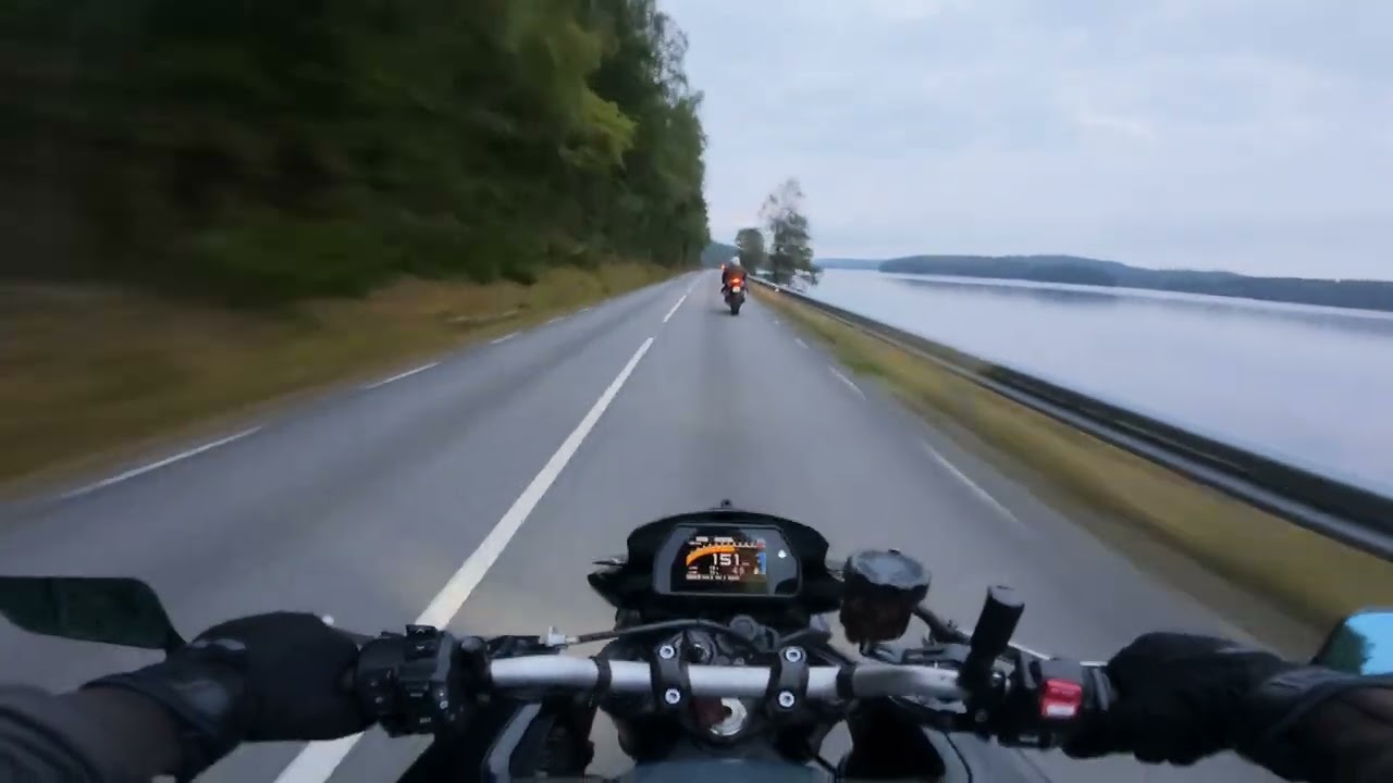 Gsxr 1000 on hällingsjö vägen