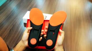 DNA unboxes Lechal insoles
