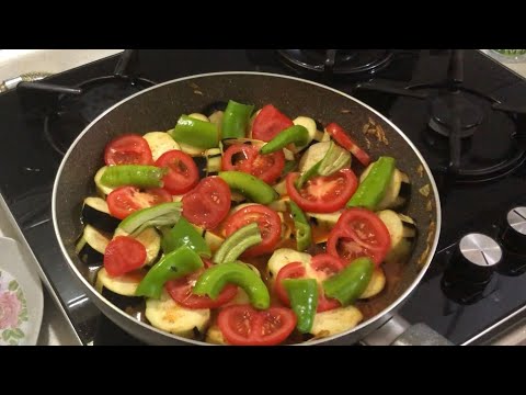 KIZARTMAYLA UĞRAŞMADAN HAZIRLANAN ÇOK PRATİK ZEYTİNYAĞLI PATLICAN YEMEĞİ TARİFİ. 