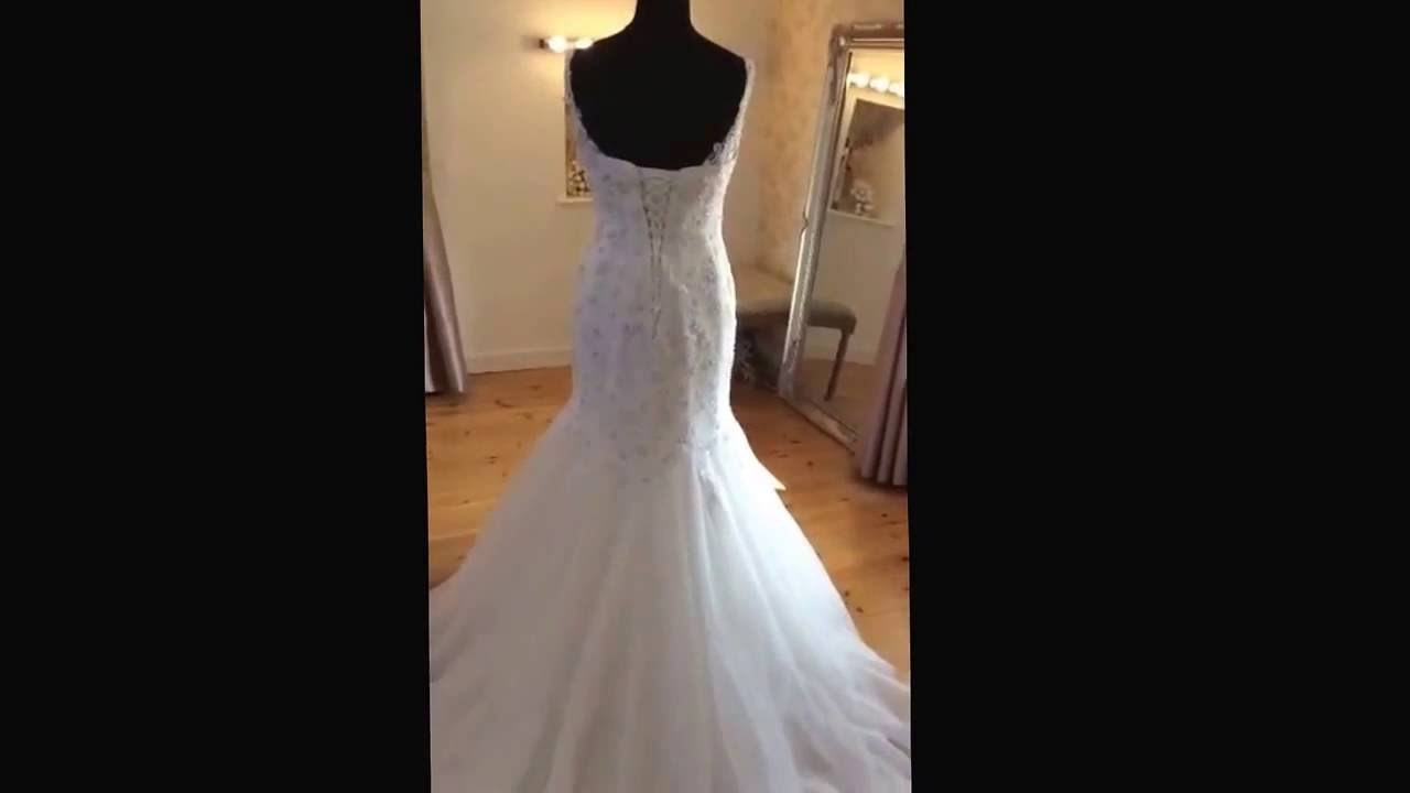 Bridal Reloved Rowton wedding dress by Enzoani www.bridalreloved.co.uk