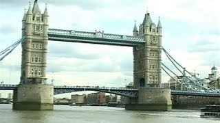 England:  Cruising the River Thames