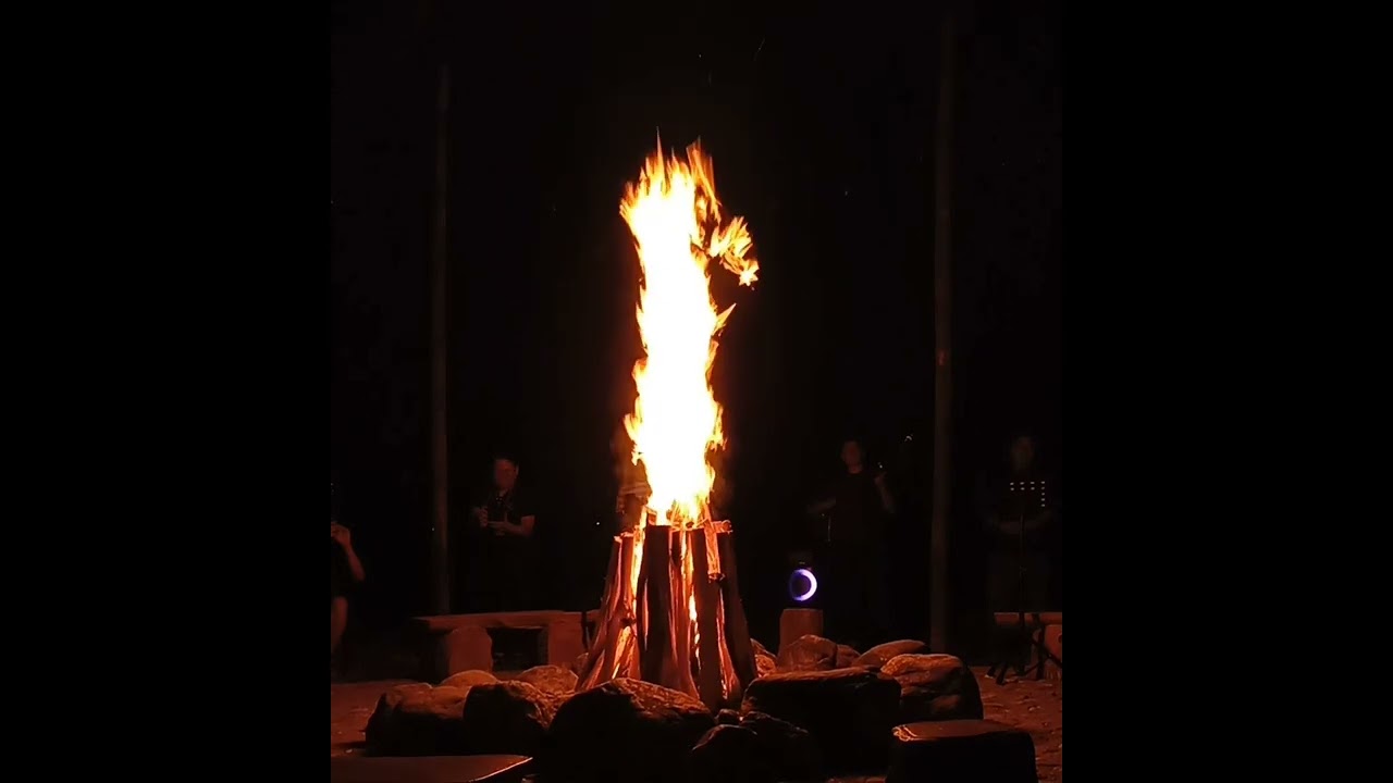 Relaxing Campfire Sound 