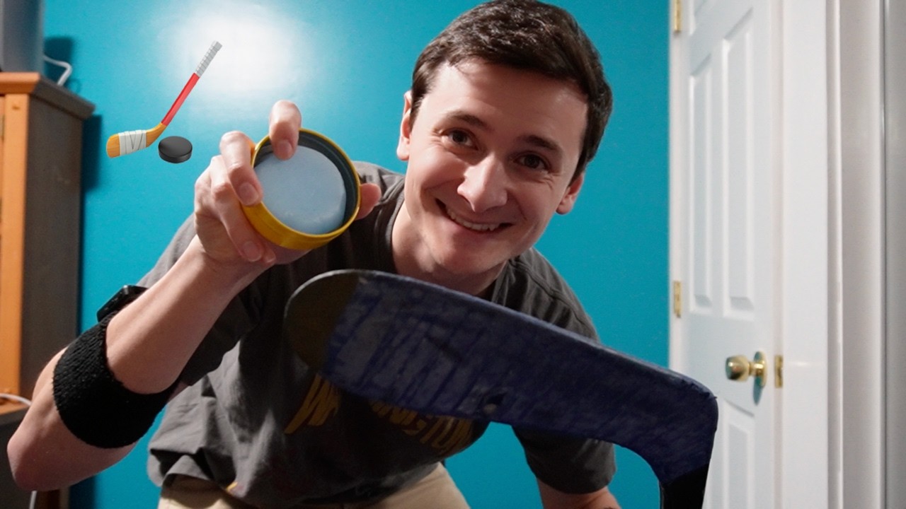 ASMR-видео: Заклеиваю хоккейную клюшку перед игрой 🏒
