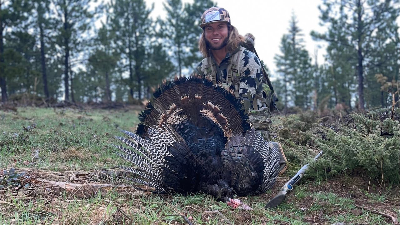 SOUTH DAKOTA BLACK HILLS TURKEY HUNT | RAINY DAY SUCCESS