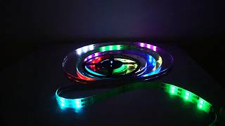 RGB LEDテープライト 光が流れる