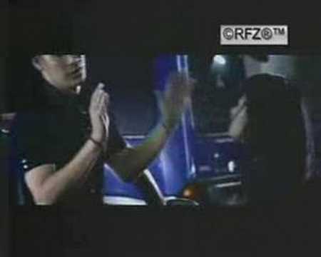 Cokelat - Segitiga