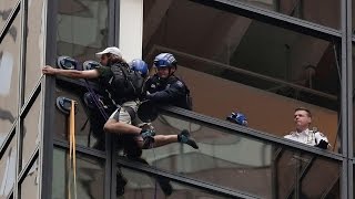 CRAZY KID CLIMBS THE TRUMP TOWER (VIDEO)(Watch yesterday's vlog! - https://www.youtube.com/watch?v=zvt1UjM0ht8 Main Channel http://www.youtube.com/user/SlimMofication you can send me stuff here ..., 2016-08-11T00:57:42.000Z)