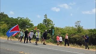 Boricuas caminan la Isla, Gobierno prohibir venta de productos agrícolas a negocios ambulantes!