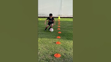8 year-old kid Inside-outside Dribbling training