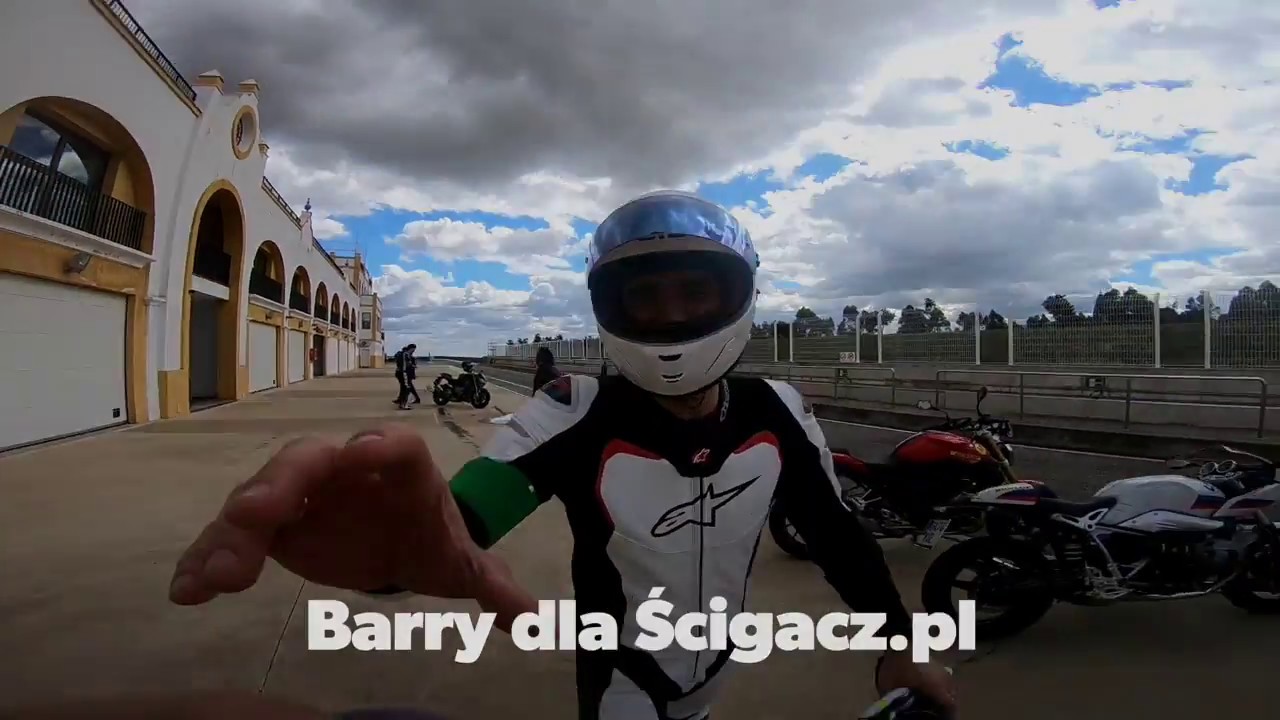 Jakie opony na tor i na ulicę? Testujemy nowe Dunlop SportSmart TT