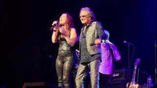STARSHIP featuring Mickey Thomas - Nothing's Gonna Stop Us Now (Albert Hammond cover) - Live