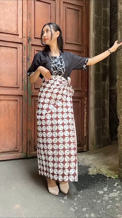 Jasa Foto Produk mulai dari Rp10,000 sudah termasuk fee model📲08816540045