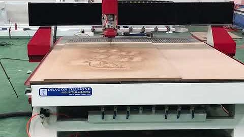 Automatic change tool CNC router machine