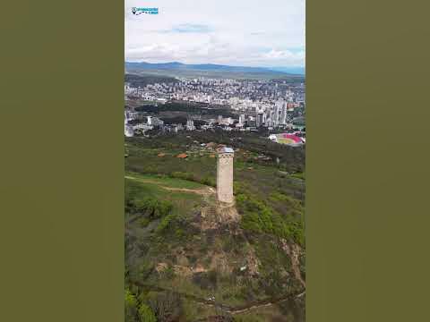 Сванская башня: Вид на Тбилиси и Черепашье озеро с высоты квадрокоптера ...
