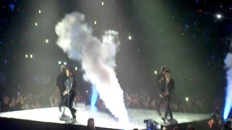 One Direction - One way or another , O2 Arena London 4th April 2013