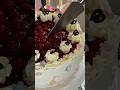 Traumhafte Erdbeertorte mit Himbeertopping und Schokobiskuit! #backen #erdbeertorte #cake #rezept