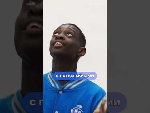 Я только вчера научился жонглировать двумя мандаринками 🥲