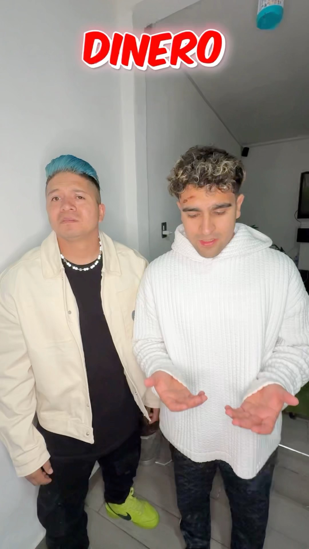 Un sujeto nos quito todo nuestro dinero????
