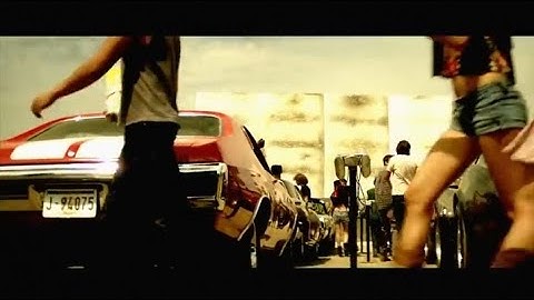 Miley Cyrus - Party In The U.S.A. (Official Video)