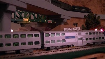 Running the N scale Kato Metra with a Conrail and Western Maryland train