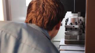 Tool setting of live tooling