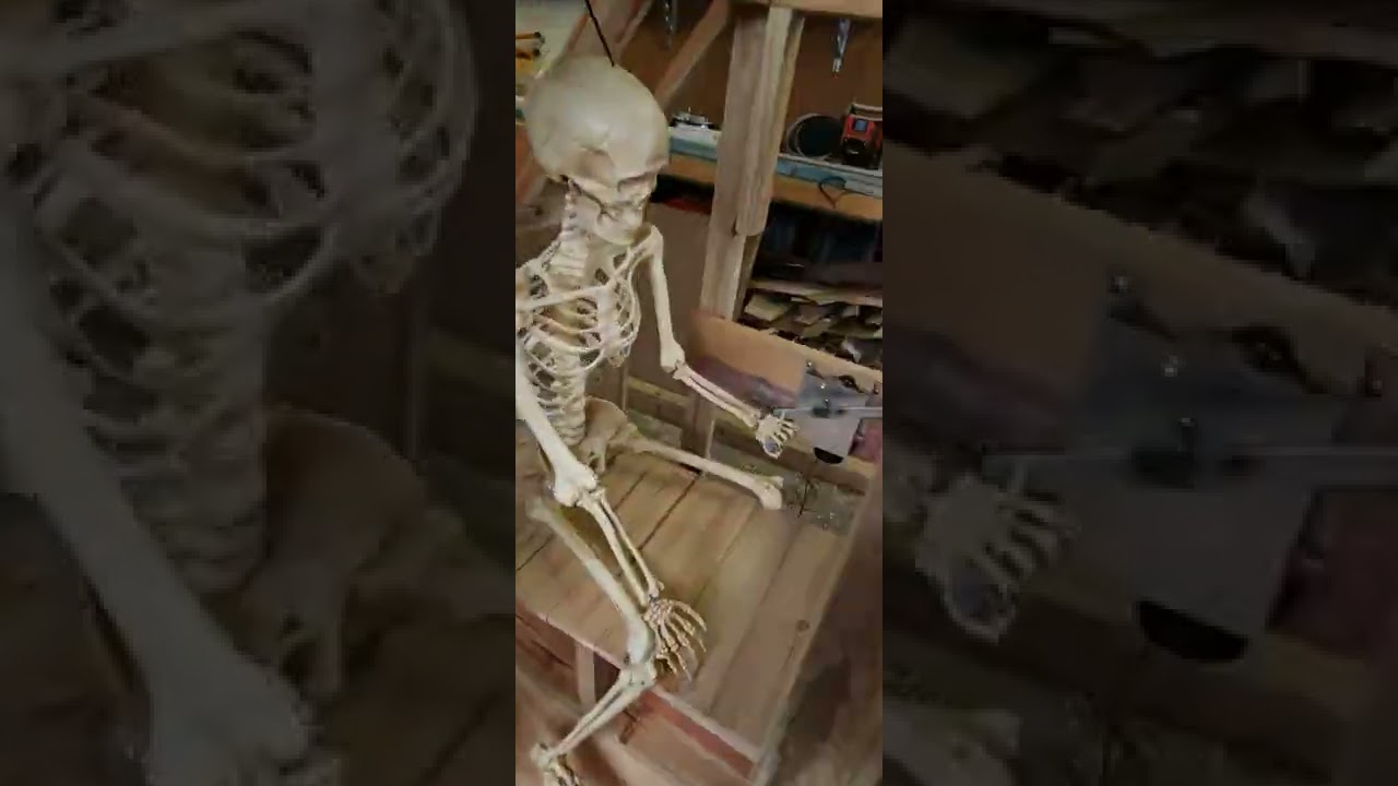 Potion Putt Wizardry Halloween themed mini putt golf Skeleton hand guillotine mechanism test