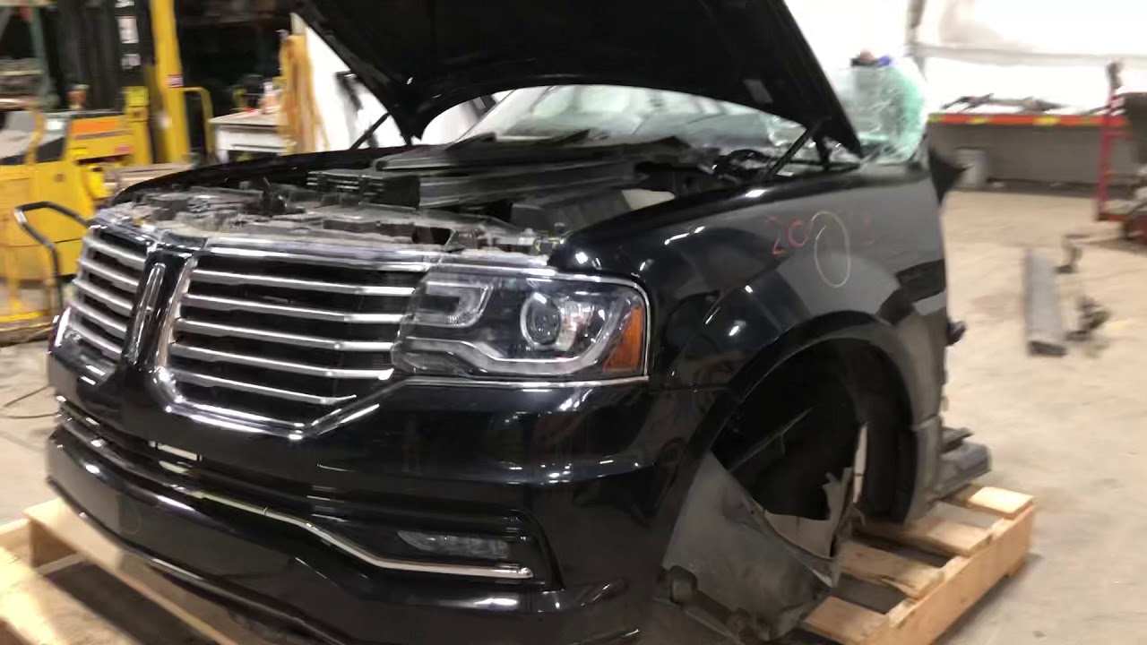 2017 Lincoln Navigator front end assembly inspection video August Pohl