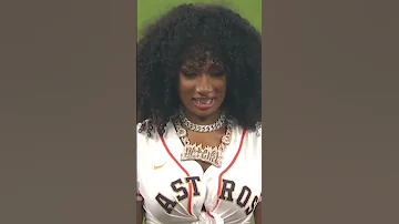 Megan Thee Stallion threw out the first pitch for her hometown Astros 👏