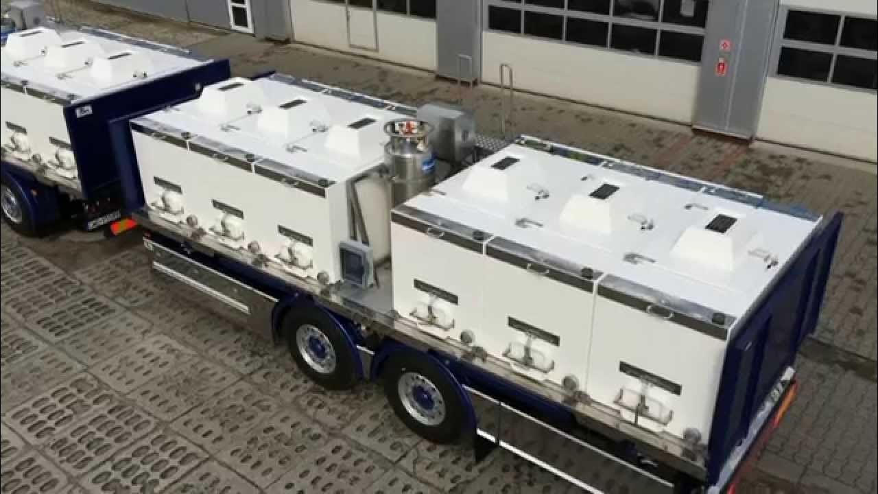 Fish transporting tanks (Fish & Seafood Live Transport Containers) 