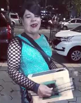 Ingin ku teriakkk... ambyar!