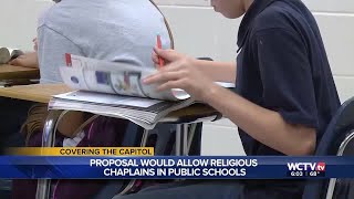 Proposal would allow religious chaplains in Florida public schools