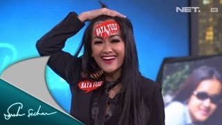 Sarah Sechan - Julia Perrez bertanding bersama Sarseh