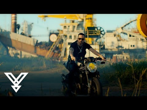 Yandel- Calentón- (Video Oficial)