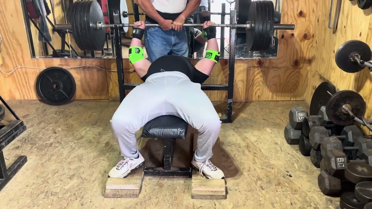 Drew Howard 500lbs Bench Press For Reps 240lbs Body Weight