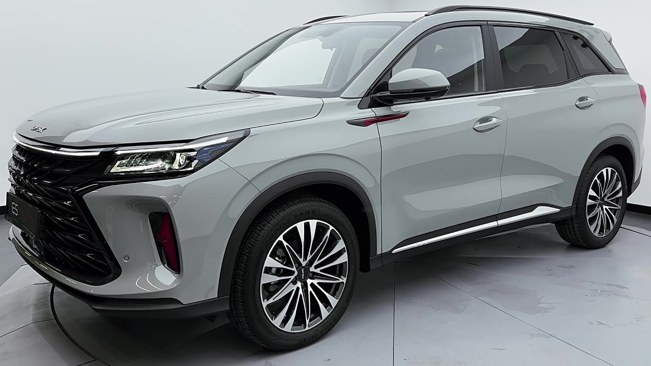 2025 DFSK E5 TREND - Exterior and interior detail