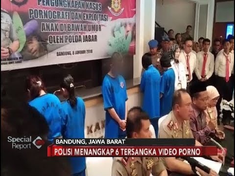 Video Perempuan Melacak - Polisi Cari Motif Pembuatan Video Porno Anak - YouTube